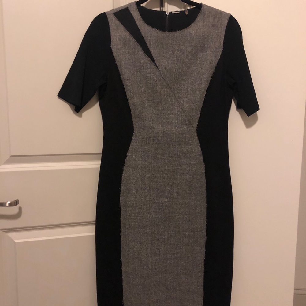 Ellie Tahari Sheath Dress
